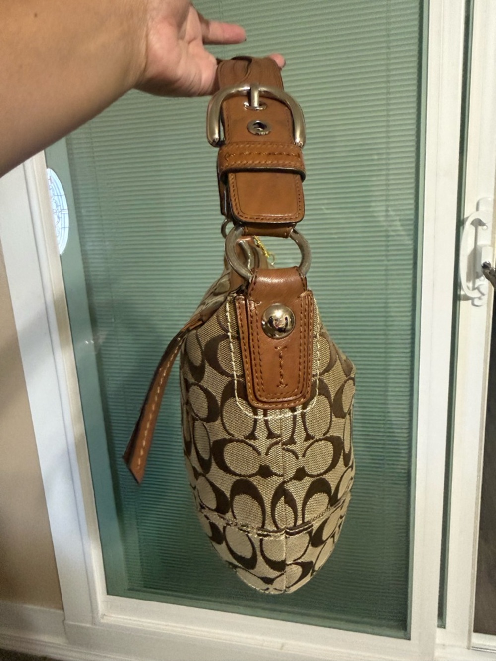 Coach Signature Canvas Hobo Bag in Khaki/Chestnut - Picture 5 of 9